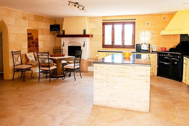 8 sypialnia Willa na sprzedaż w Javea / Xàbia z basenem garażem - 1 290 000 € (Ref: 9858061)