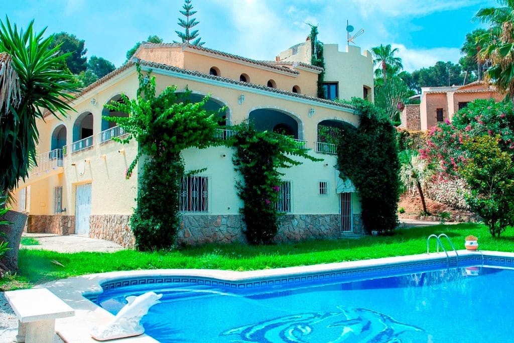 8 sypialnia Willa na sprzedaż w Javea / Xabia z basenem garażem - 1 290 000 € (Ref: 9858061)