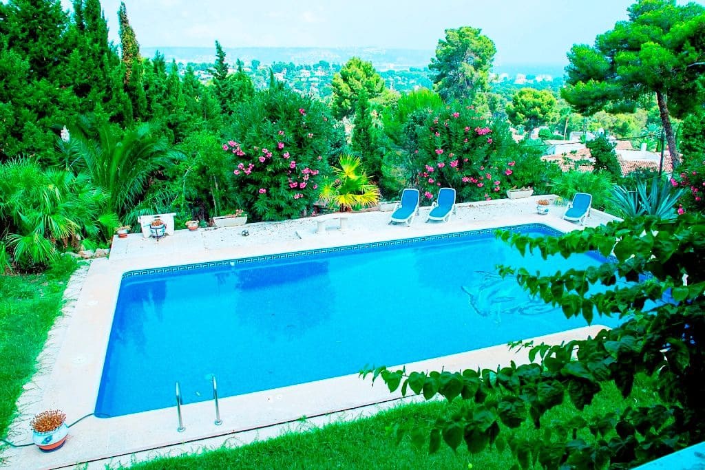 8 sypialnia Willa na sprzedaż w Javea / Xabia z basenem garażem - 1 290 000 € (Ref: 9858061)