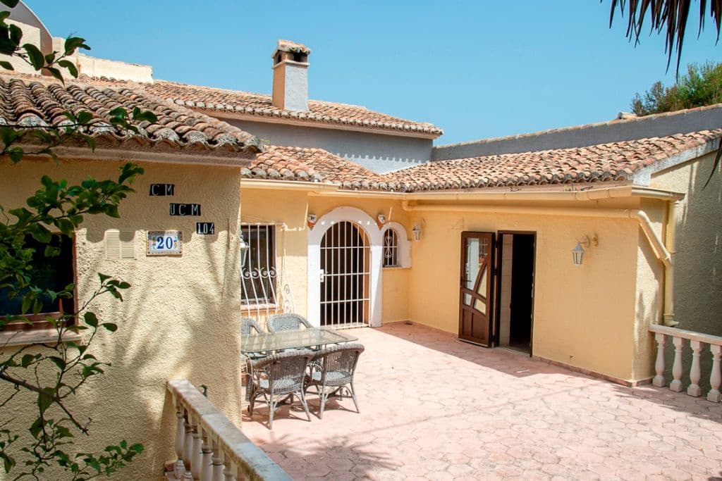 8 sypialnia Willa na sprzedaż w Javea / Xabia z basenem garażem - 1 290 000 € (Ref: 9858061)