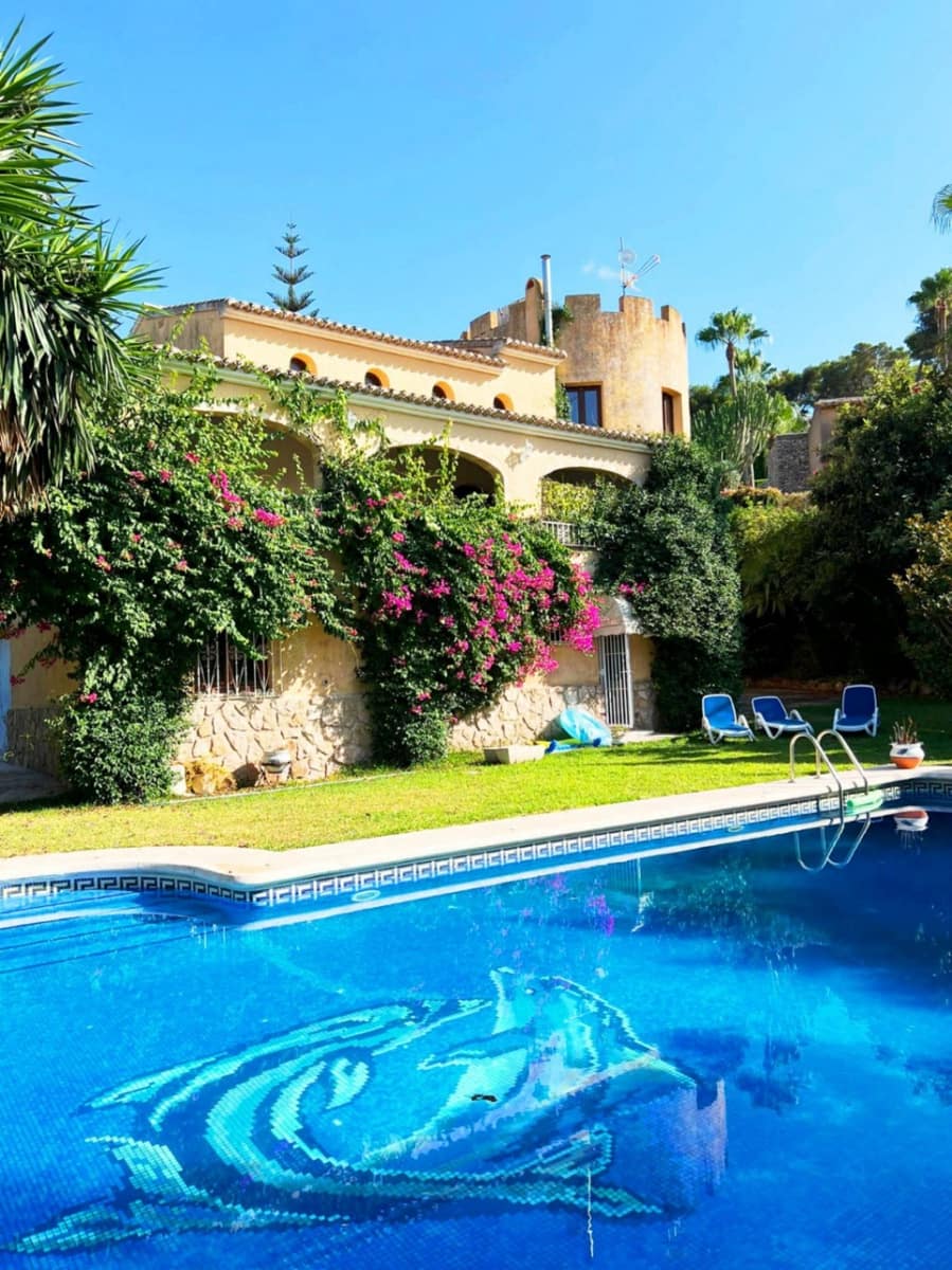8 sypialnia Willa na sprzedaż w Javea / Xabia z basenem garażem - 1 290 000 € (Ref: 9858061)
