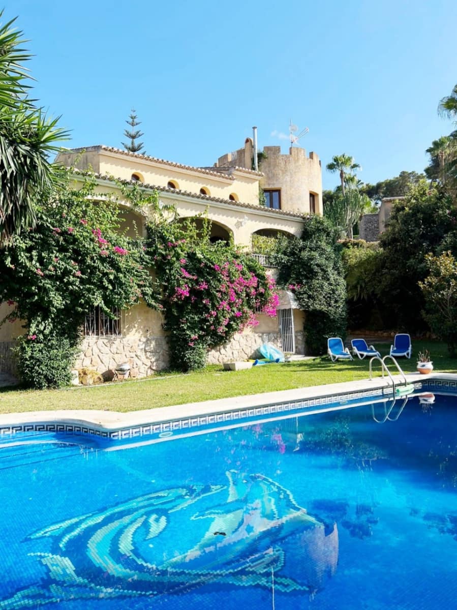 8 sypialnia Willa na sprzedaż w Javea / Xabia z basenem garażem - 1 290 000 € (Ref: 9858061)