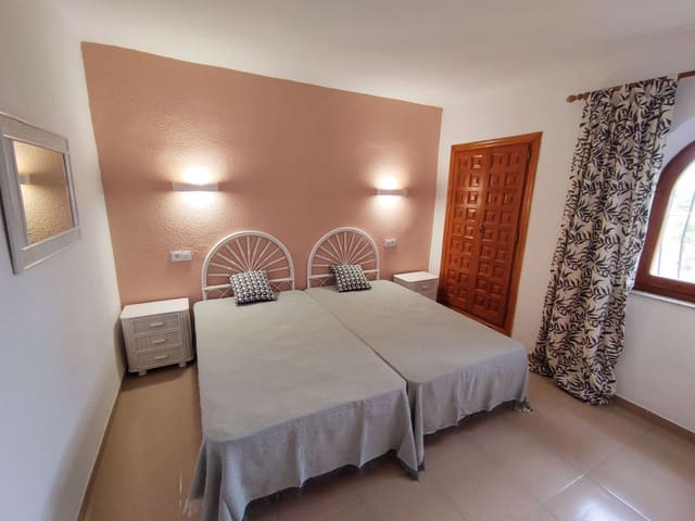 2 sypialnia Willa na sprzedaż w Benitachell / Benitatxell z basenem garażem - 619 000 € (Ref: 9858062)