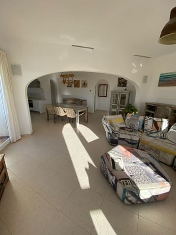 3 slaapkamer Villa te huur in Benitachell / Benitatxell - € 2.500 (Ref: 9880595)