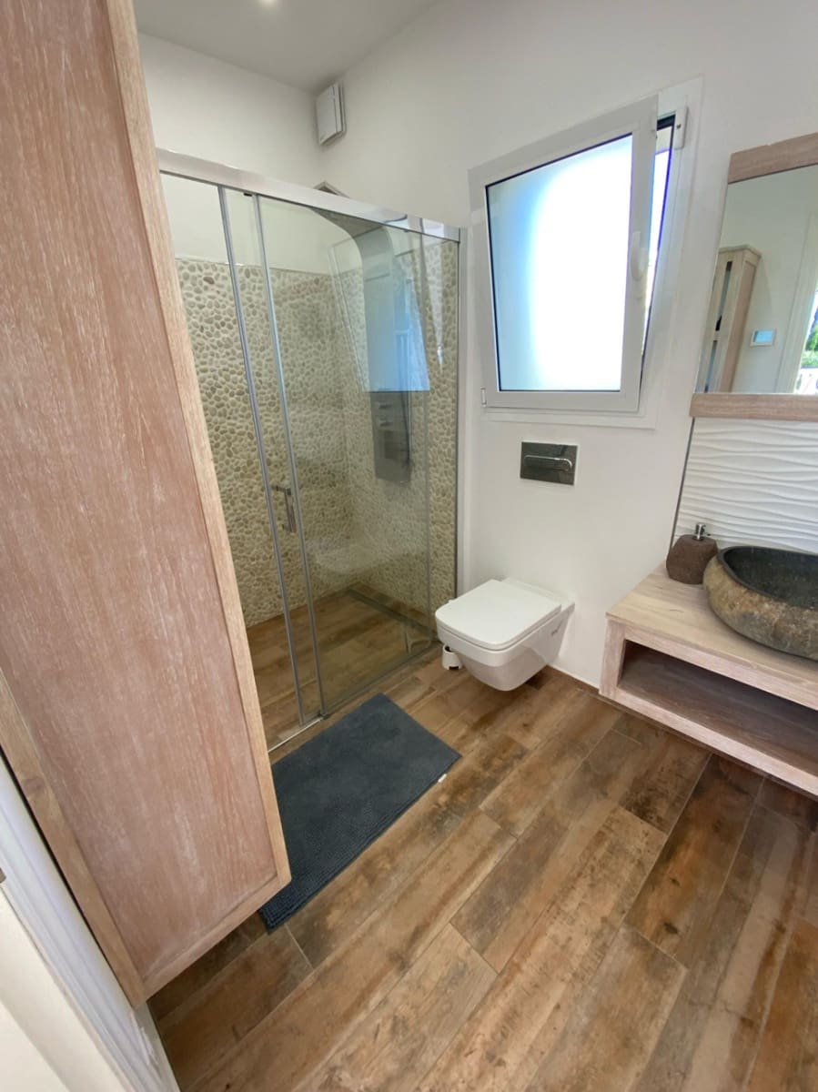 3 slaapkamer Villa te huur in Benitachell / Benitatxell - € 2.500 (Ref: 9880595)