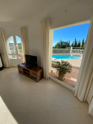 3 slaapkamer Villa te huur in Benitachell / Benitatxell - € 2.500 (Ref: 9880595)