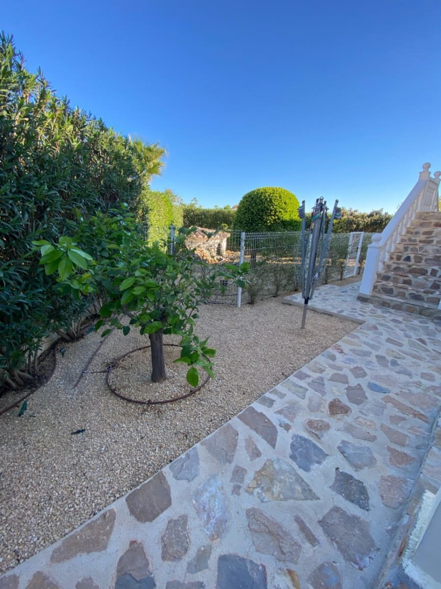 3 slaapkamer Villa te huur in Benitachell / Benitatxell - € 2.500 (Ref: 9880595)