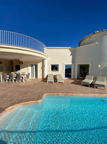 3 slaapkamer Villa te huur in Benitachell / Benitatxell - € 2.500 (Ref: 9880595)