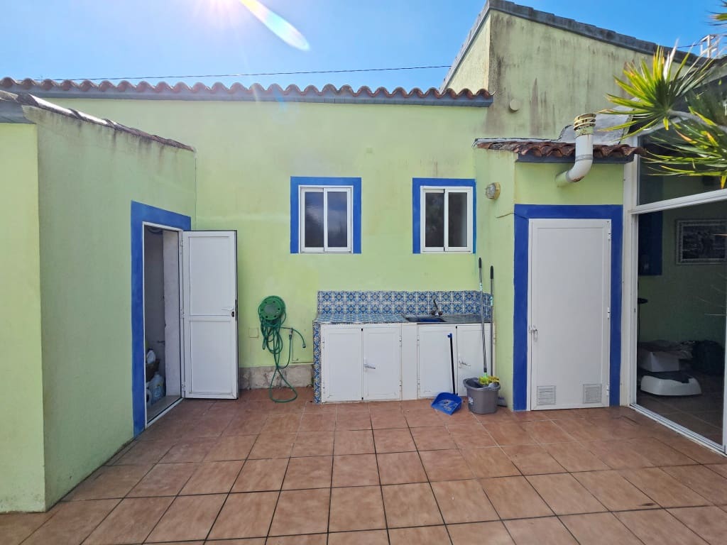 3 bedroom Finca/Country House for sale in Benitachell / Benitatxell with garage - € 475,000 (Ref: 9880596)