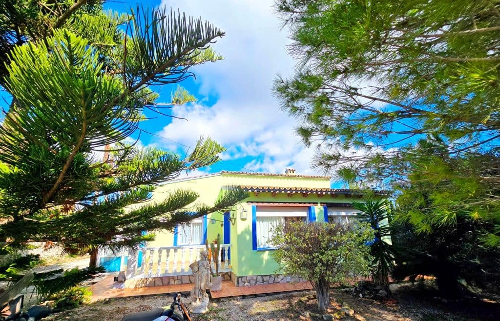 3 bedroom Finca/Country House for sale in Benitachell / Benitatxell with garage - € 475,000 (Ref: 9880596)