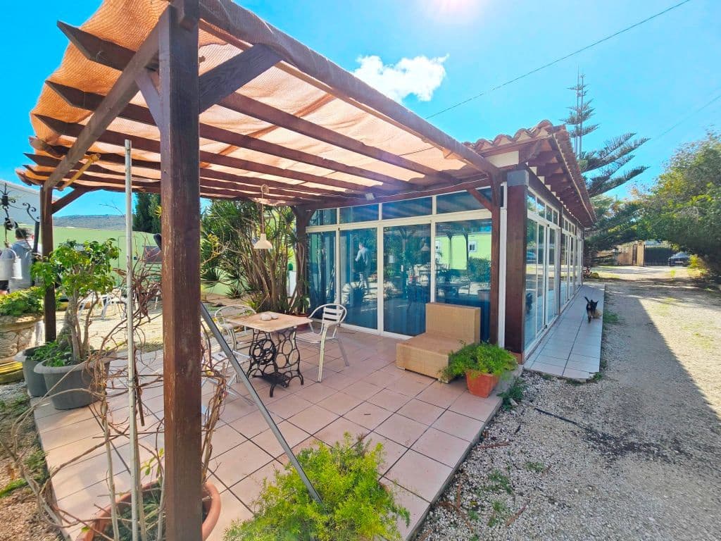 3 bedroom Finca/Country House for sale in Benitachell / Benitatxell with garage - € 475,000 (Ref: 9880596)