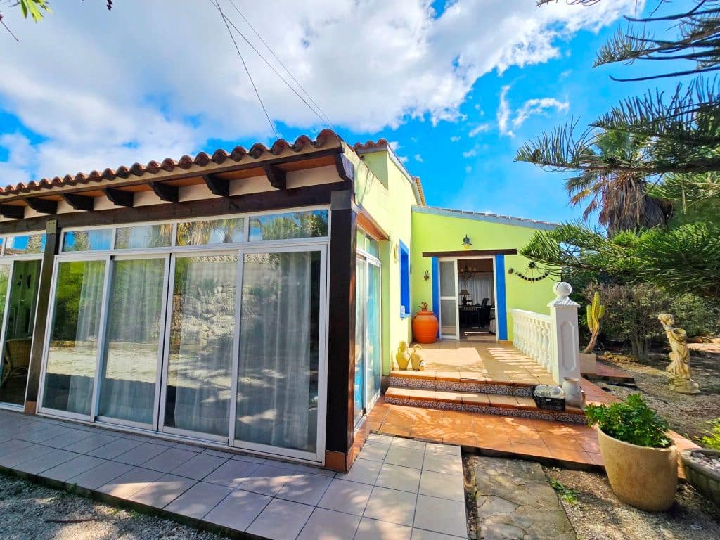 3 bedroom Finca/Country House for sale in Benitachell / Benitatxell with garage - € 475,000 (Ref: 9880596)