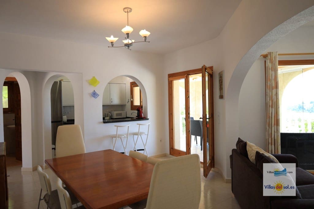 4 slaapkamer Villa te huur in Benitachell / Benitatxell met zwembad garage - € 2.400 (Ref: 9880597)