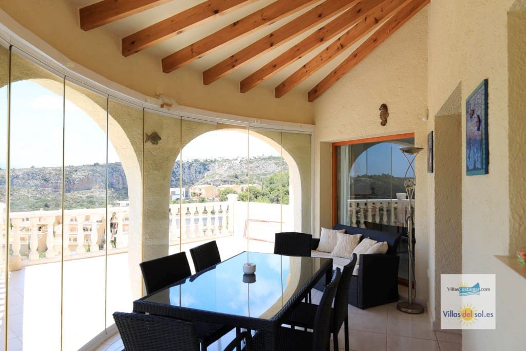 4 slaapkamer Villa te huur in Benitachell / Benitatxell met zwembad garage - € 2.400 (Ref: 9880597)