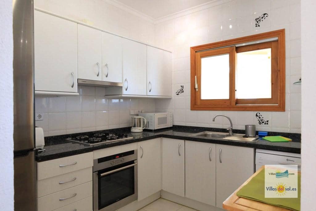4 slaapkamer Villa te huur in Benitachell / Benitatxell met zwembad garage - € 2.400 (Ref: 9880597)