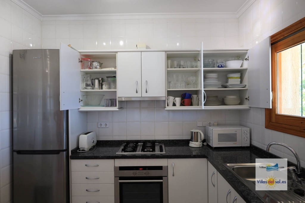 4 slaapkamer Villa te huur in Benitachell / Benitatxell met zwembad garage - € 2.400 (Ref: 9880597)
