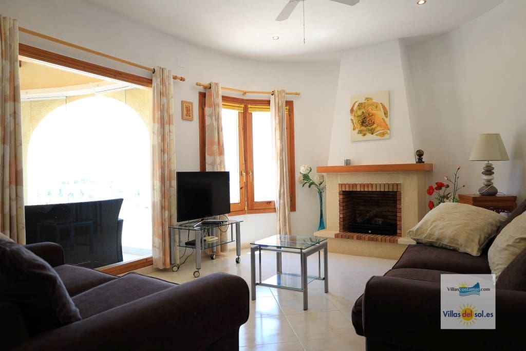4 slaapkamer Villa te huur in Benitachell / Benitatxell met zwembad garage - € 2.400 (Ref: 9880597)