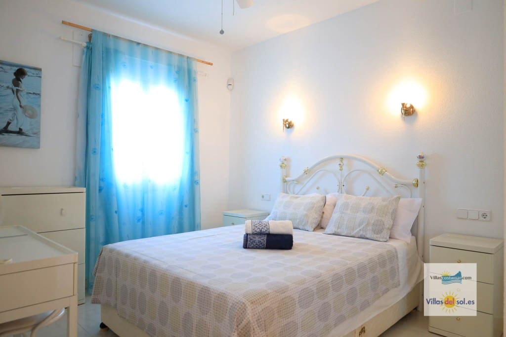 4 slaapkamer Villa te huur in Benitachell / Benitatxell met zwembad garage - € 2.400 (Ref: 9880597)