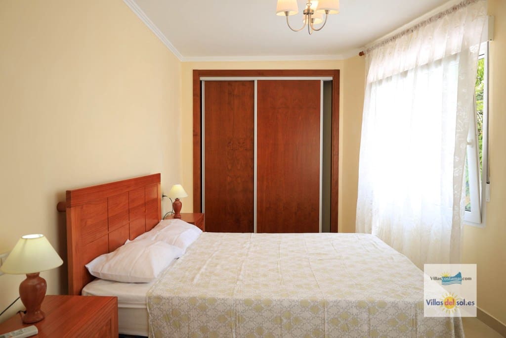 4 slaapkamer Villa te huur in Benitachell / Benitatxell met zwembad garage - € 2.400 (Ref: 9880597)