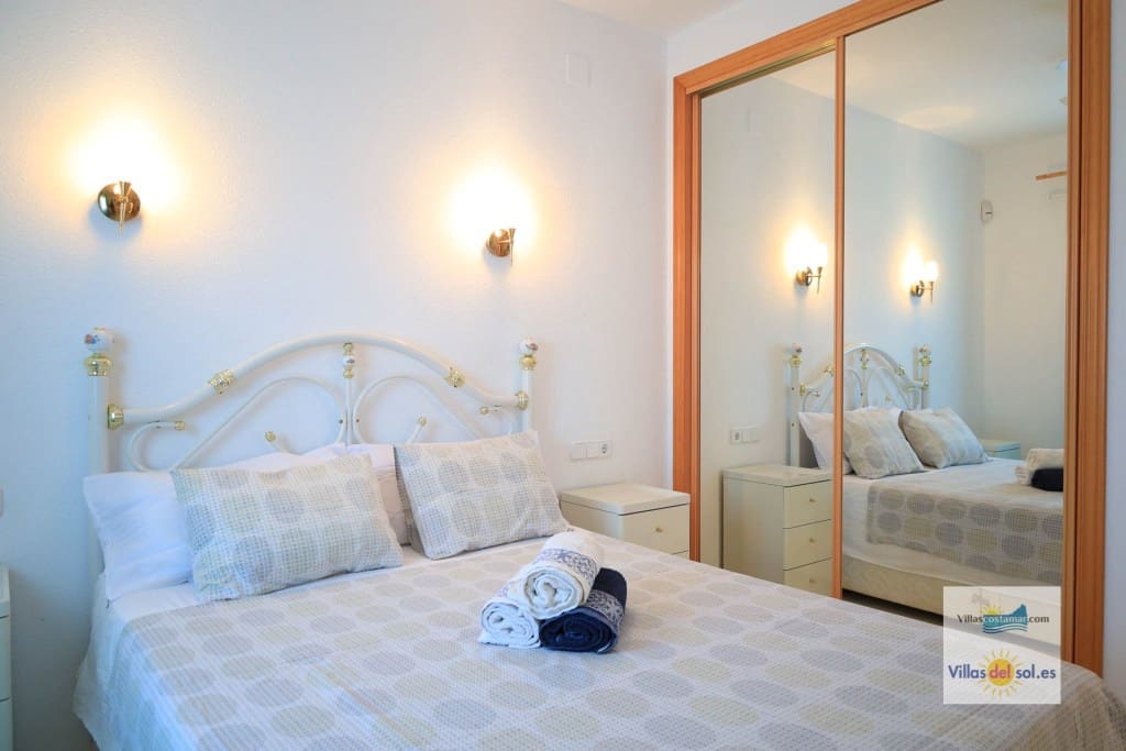 4 slaapkamer Villa te huur in Benitachell / Benitatxell met zwembad garage - € 2.400 (Ref: 9880597)