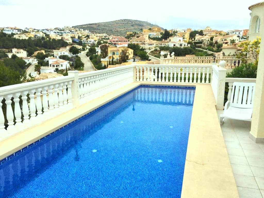 4 slaapkamer Villa te huur in Benitachell / Benitatxell met zwembad garage - € 2.400 (Ref: 9880597)
