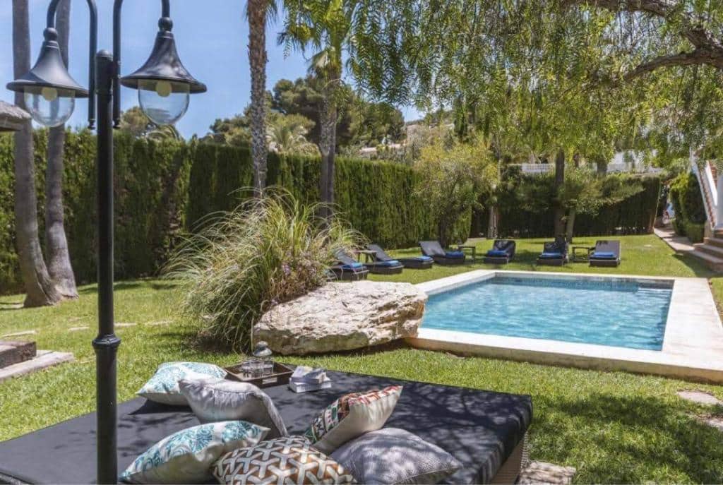 5 Zimmer Villa zu vermieten in Javea / Xabia mit Pool Garage - 3.000 € (Ref: 9880598)