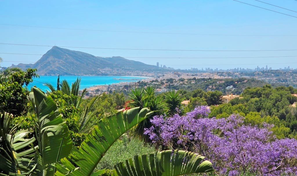 3 bedroom Villa for sale in Altea with pool garage - € 790,000 (Ref: 9912409)