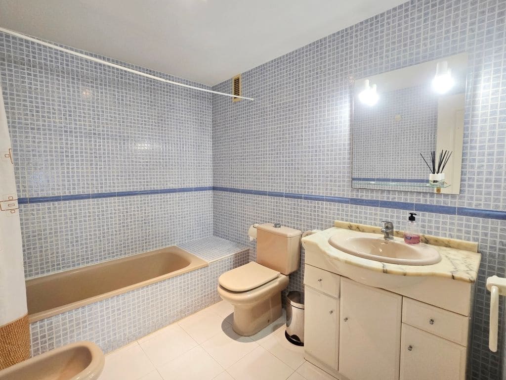 2 sovrum Lägenhet att hyra i Javea / Xabia med garage - 1 100 € (Ref: 9986276)