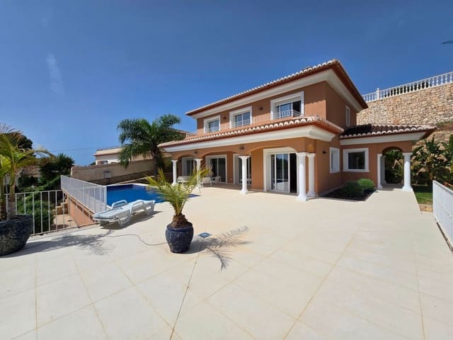 4 quarto Moradia para arrendar em Moraira, Teulada-Moraira com piscina garagem - 3 000 € (Ref: 9986277)