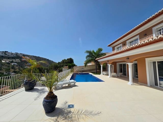 4 quarto Moradia para arrendar em Moraira, Teulada-Moraira com piscina garagem - 3 000 € (Ref: 9986277)