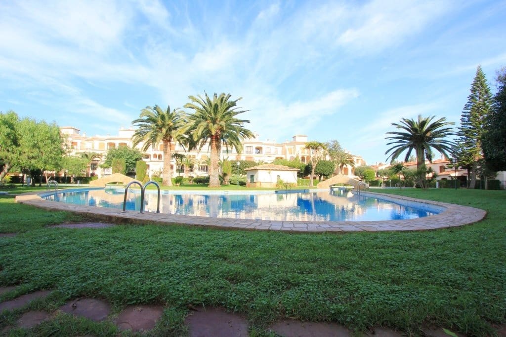 1 bedroom Apartment for rent in Javea / Xabia with pool - € 900 (Ref: 9986279)