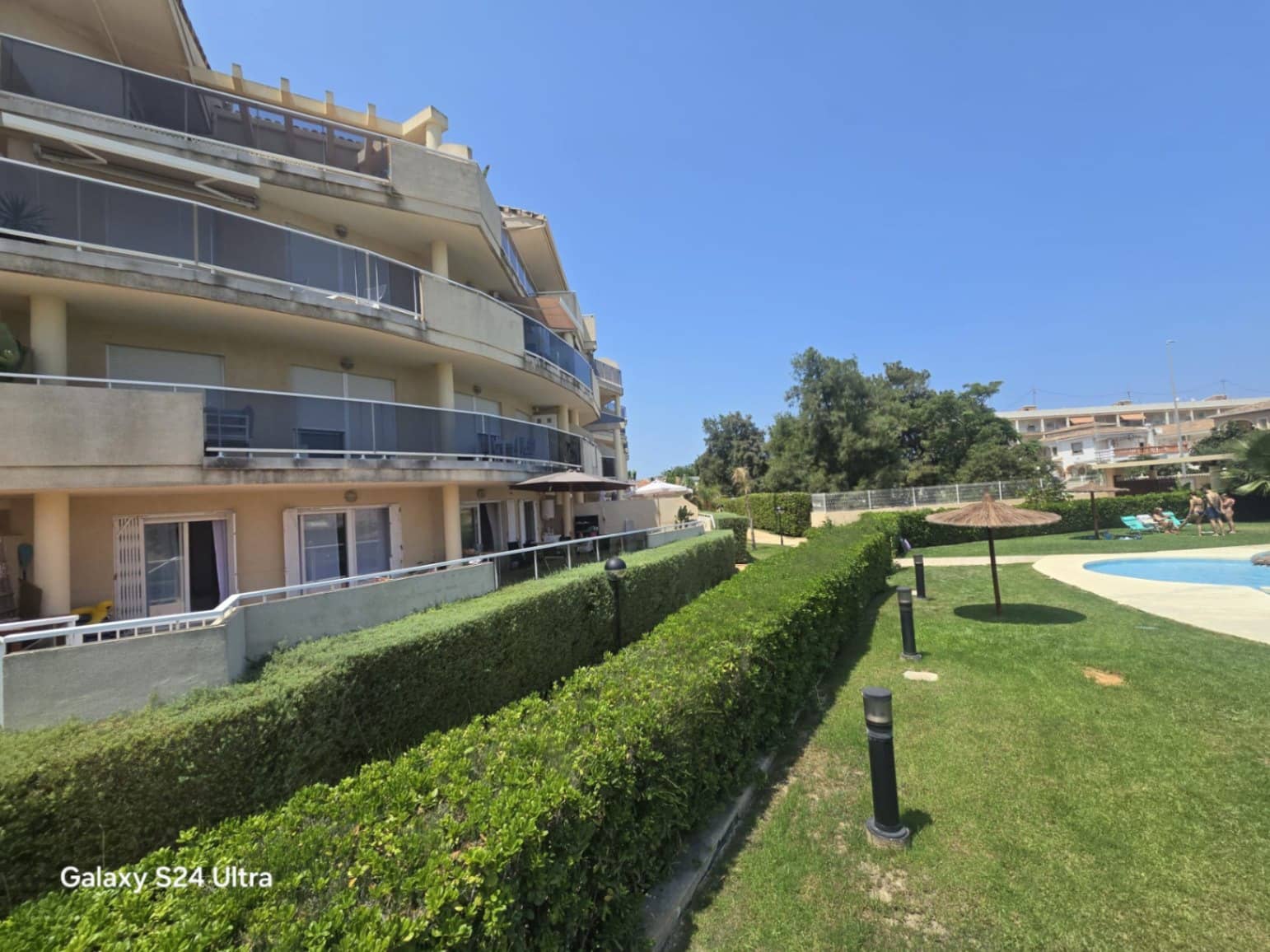 Appartement de 2 chambres à louer à Denia avec piscine - 900 € (Ref: 9986280)