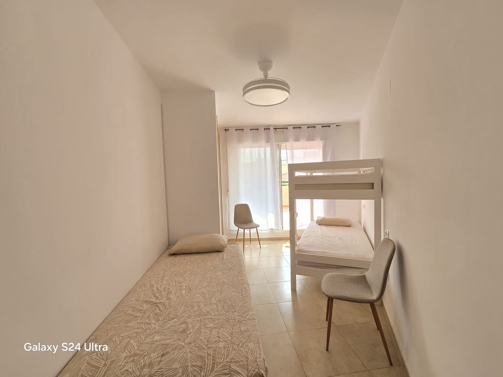 Appartement de 2 chambres à louer à Denia avec piscine - 900 € (Ref: 9986280)
