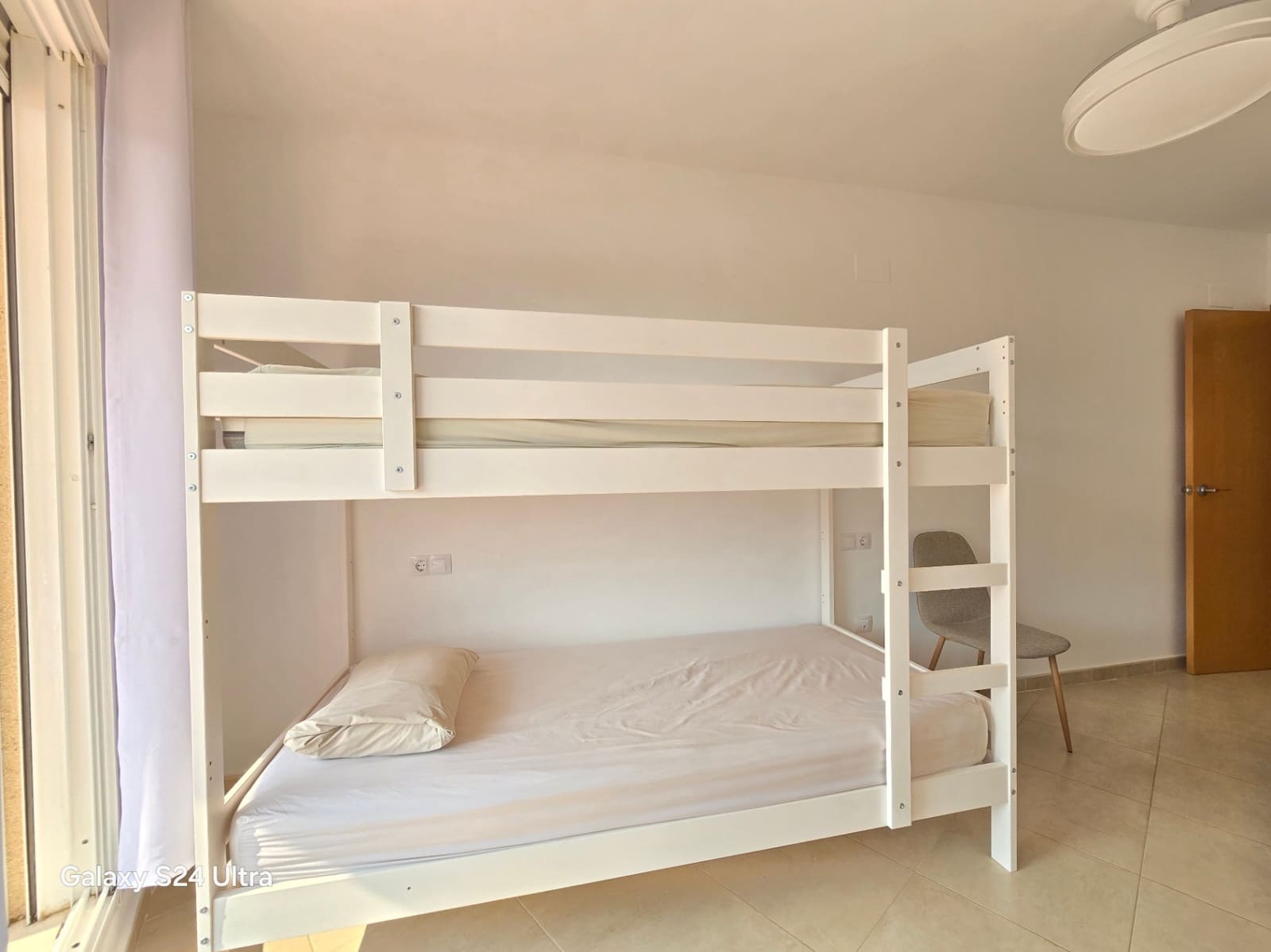 2 bedroom Apartment for rent in Denia with pool - € 875 (Ref: 9986280)