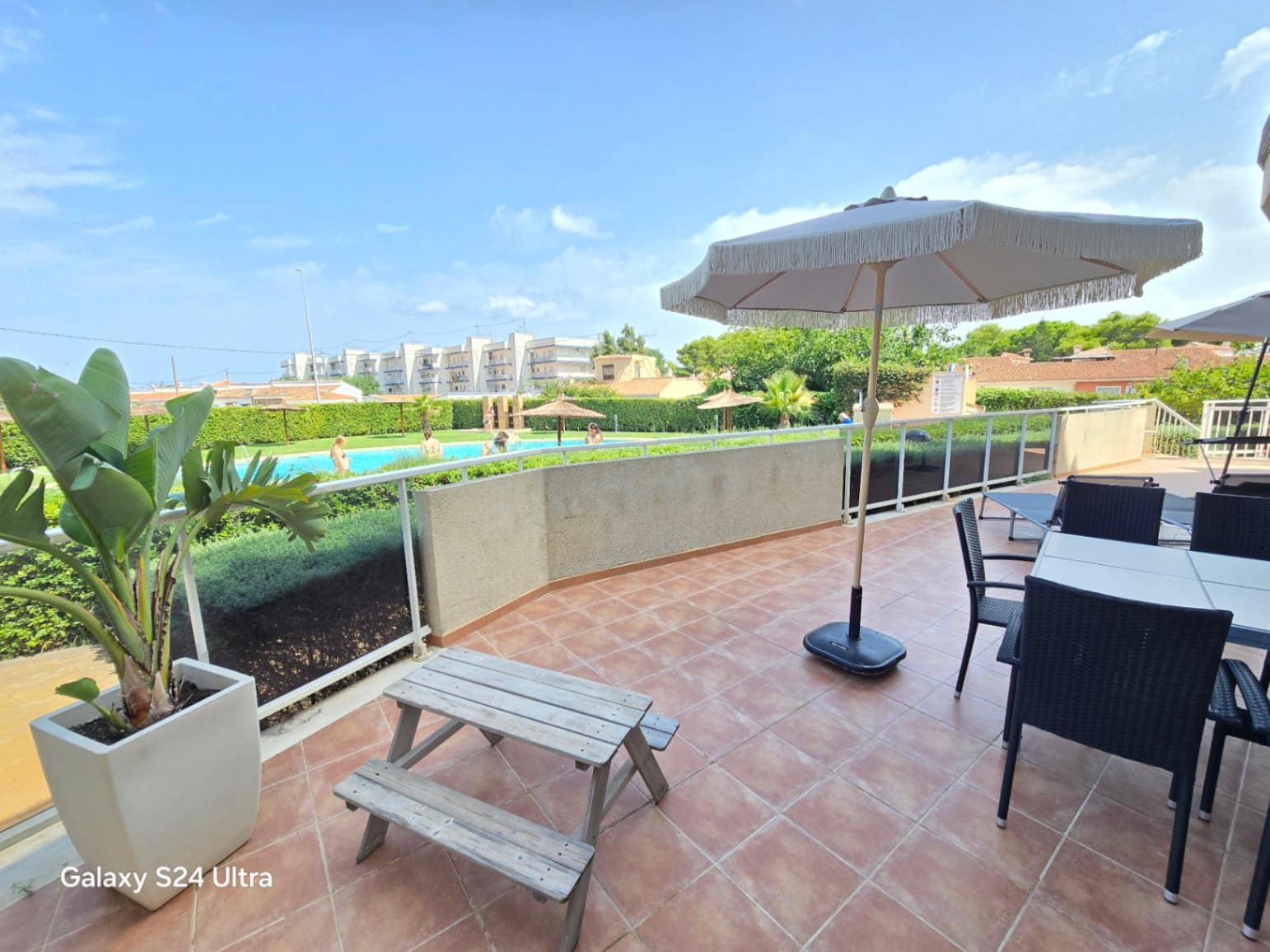 2 bedroom Apartment for rent in Denia with pool - € 875 (Ref: 9986280)