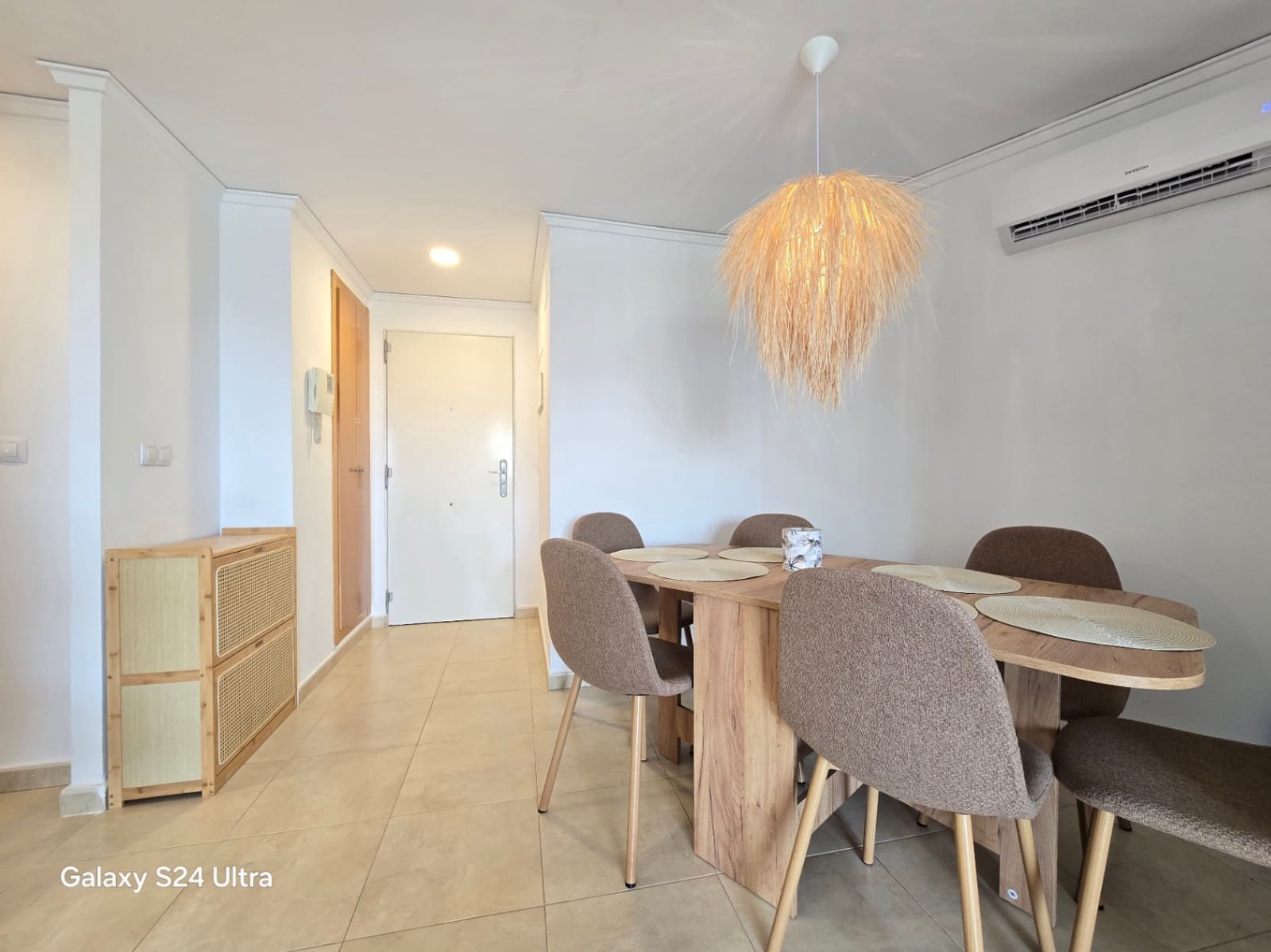2 bedroom Apartment for rent in Denia with pool - € 875 (Ref: 9986280)