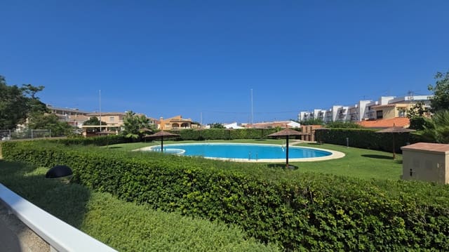 2 slaapkamer Appartement te huur in Dénia met zwembad - € 875 (Ref: 9986280)