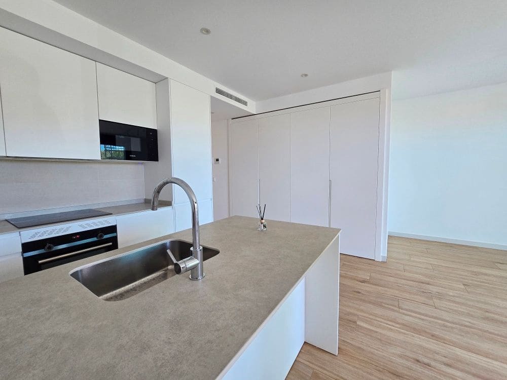 Appartement de 3 chambres à louer à Javea / Xabia avec piscine garage - 2 000 € (Ref: 9986281)