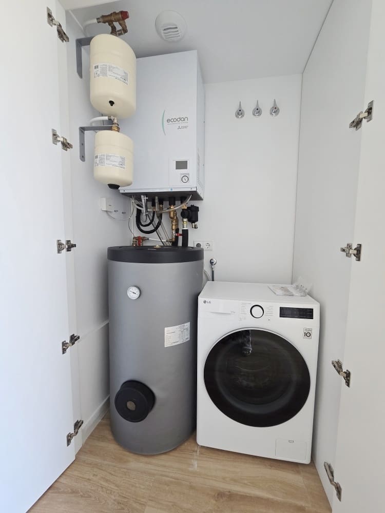 Appartement de 3 chambres à louer à Javea / Xabia avec piscine garage - 2 000 € (Ref: 9986281)