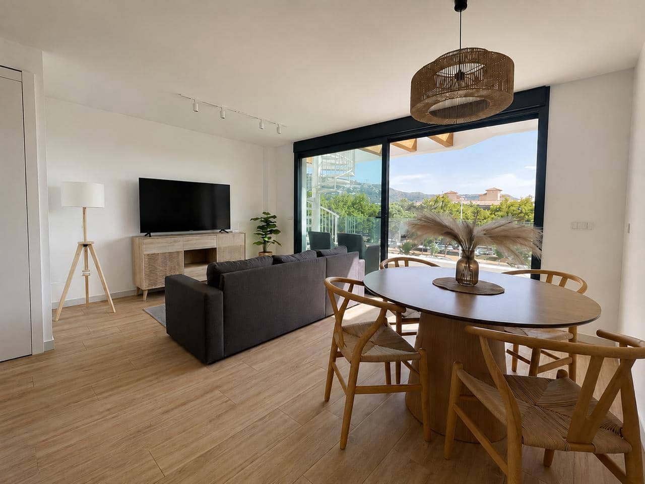 Appartement de 3 chambres à louer à Javea / Xabia avec piscine garage - 2 000 € (Ref: 9986281)