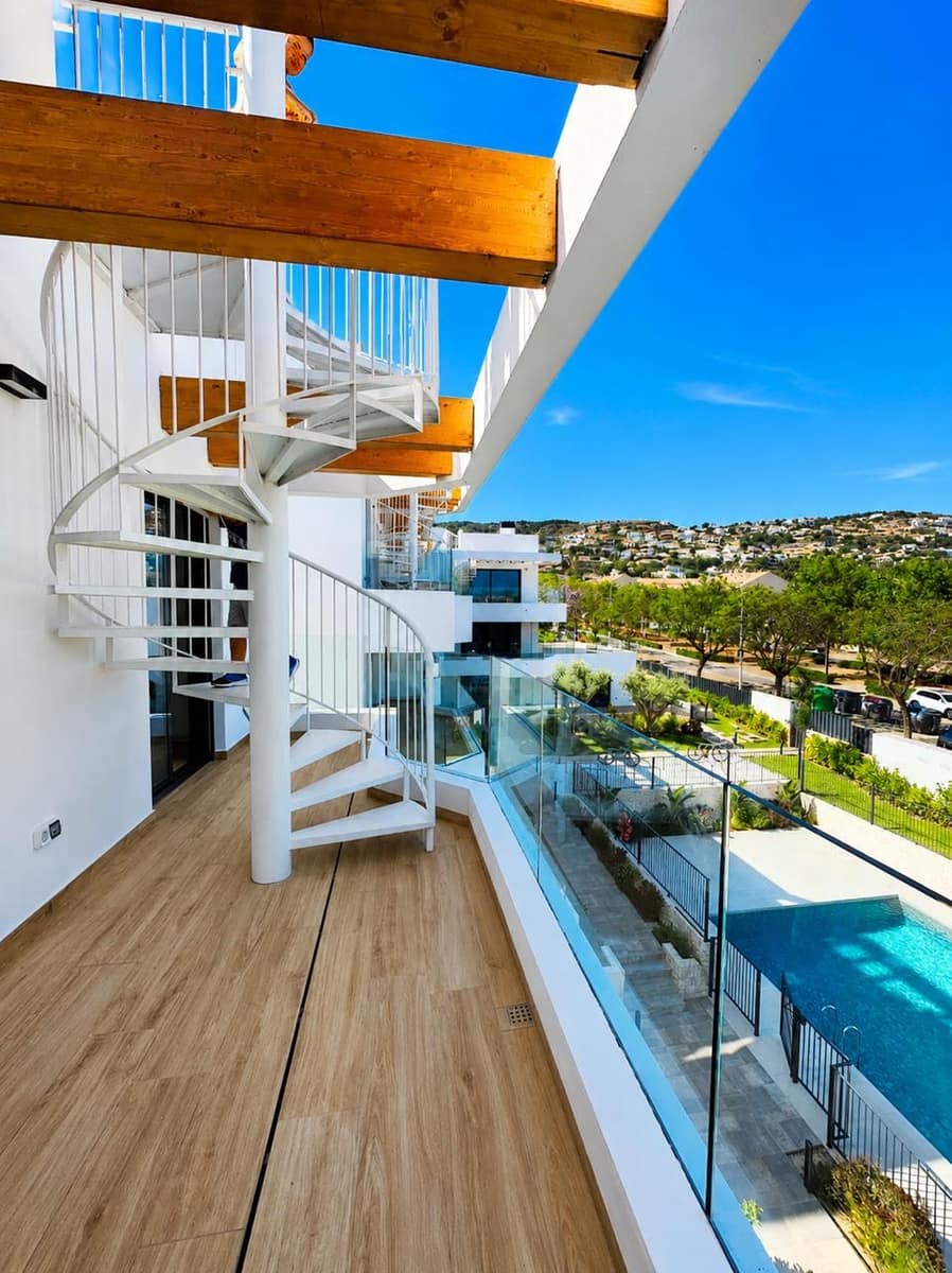 Appartement de 3 chambres à louer à Javea / Xabia avec piscine garage - 2 000 € (Ref: 9986281)