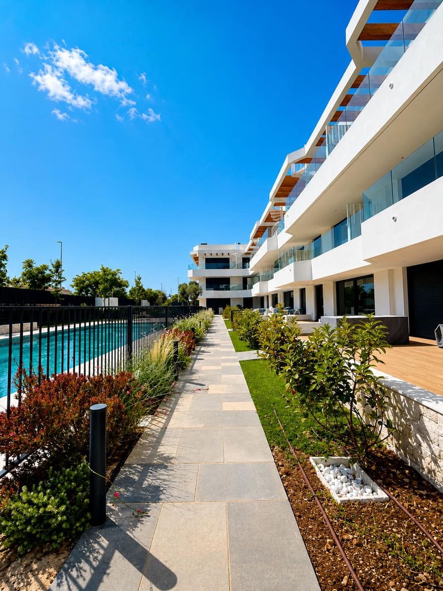 Appartement de 3 chambres à louer à Javea / Xabia avec piscine garage - 2 000 € (Ref: 9986281)