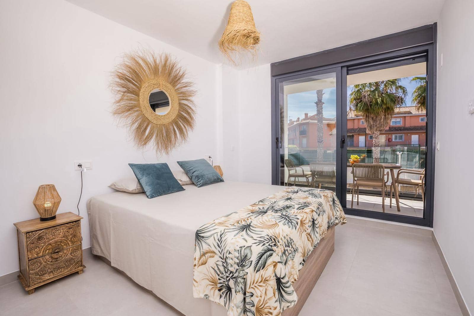 2 sovrum Lägenhet att hyra i Javea / Xabia med pool garage - 1 300 € (Ref: 9986282)
