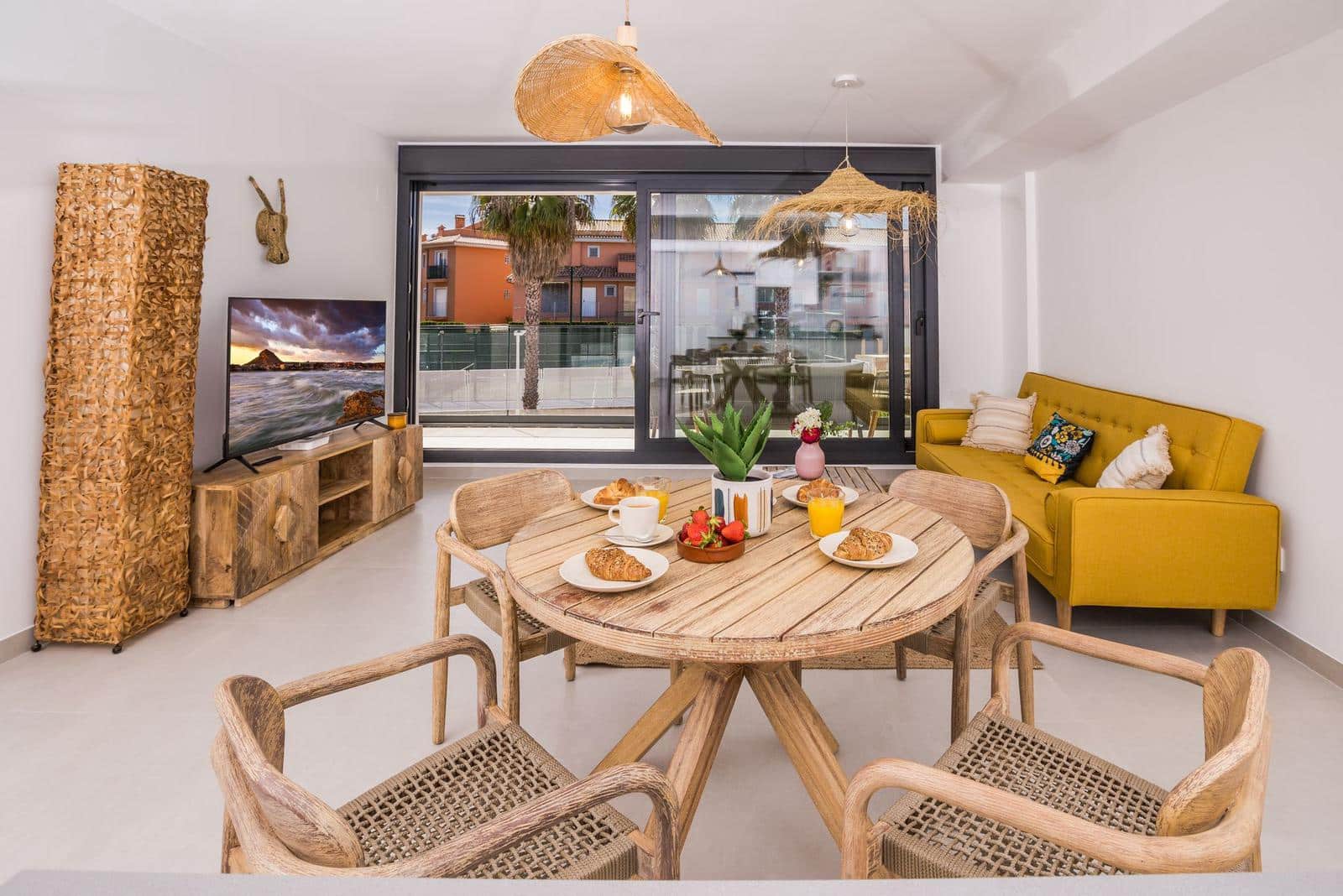 2 sovrum Lägenhet att hyra i Javea / Xabia med pool garage - 1 300 € (Ref: 9986282)