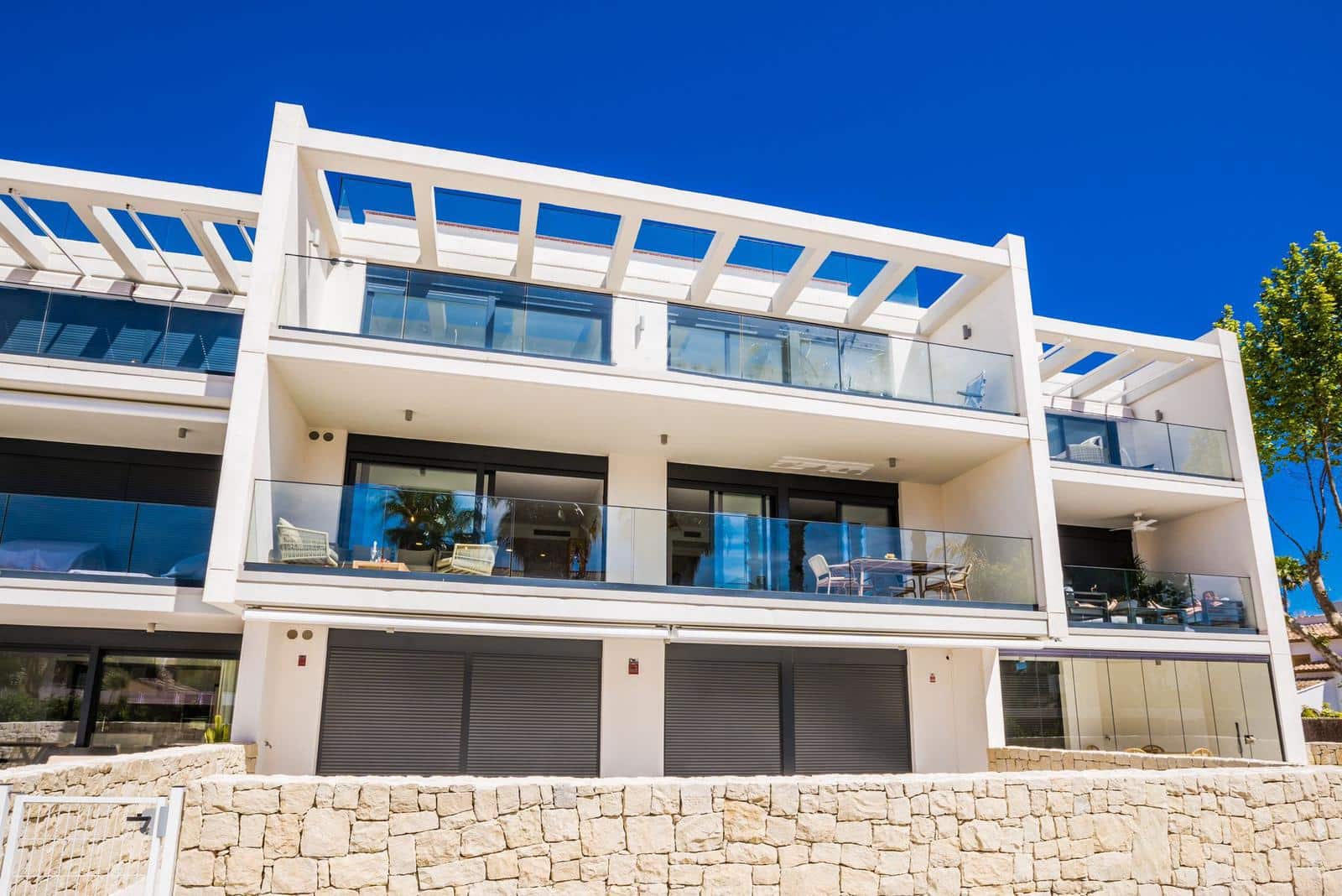 2 sovrum Lägenhet att hyra i Javea / Xabia med pool garage - 1 300 € (Ref: 9986282)