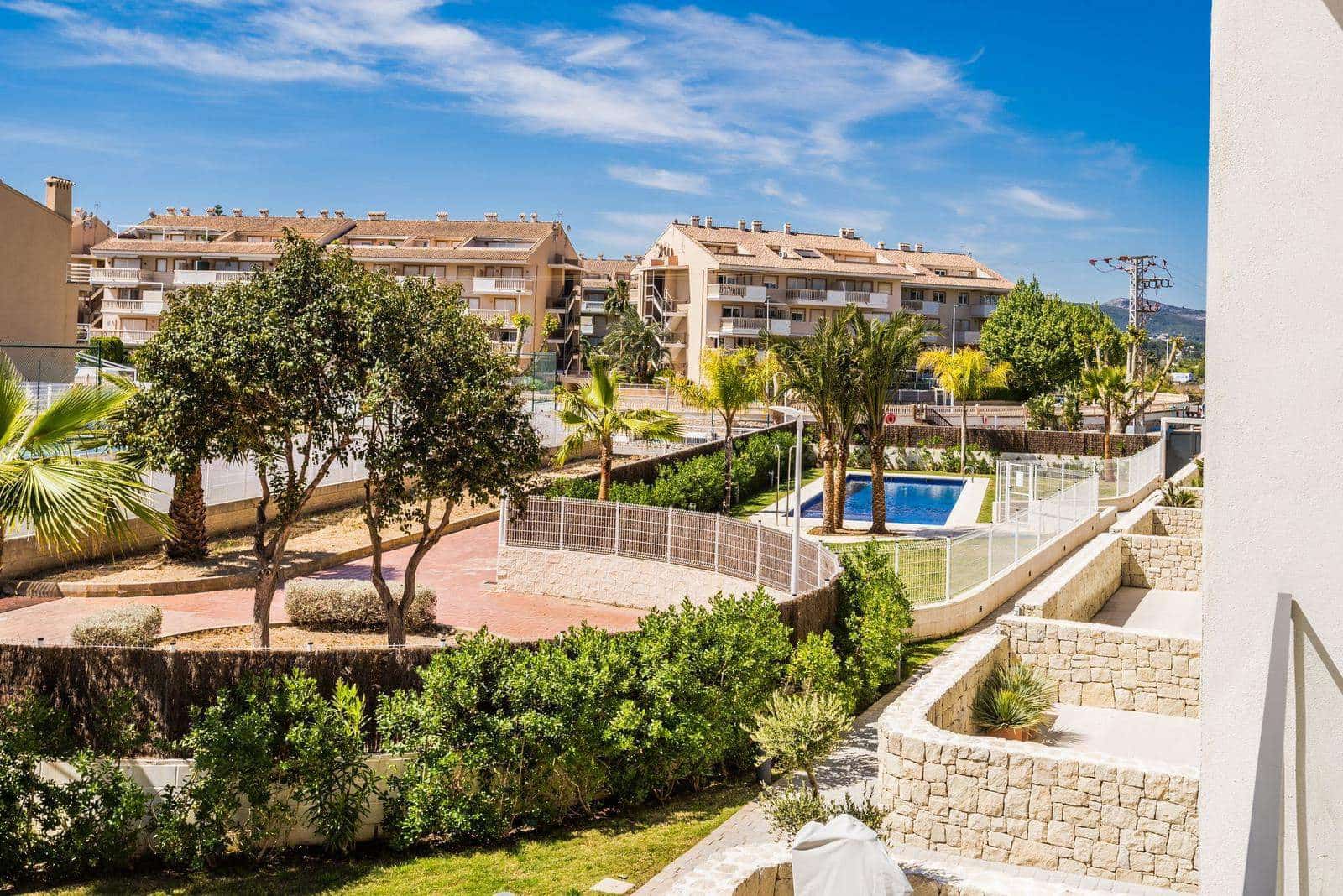 2 sovrum Lägenhet att hyra i Javea / Xabia med pool garage - 1 300 € (Ref: 9986282)