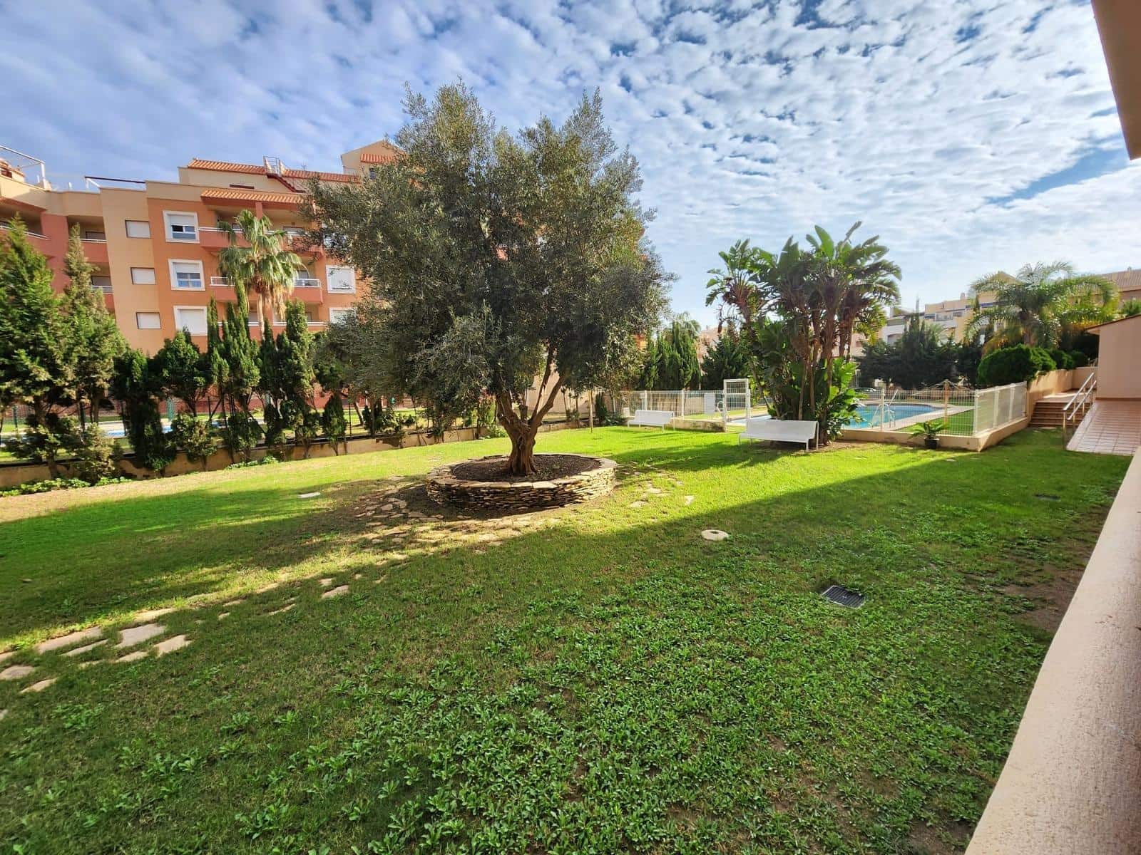 2 chambre Appartement à vendre à Roquetas de Mar avec piscine garage - 235 000 € (Ref: 9458643)