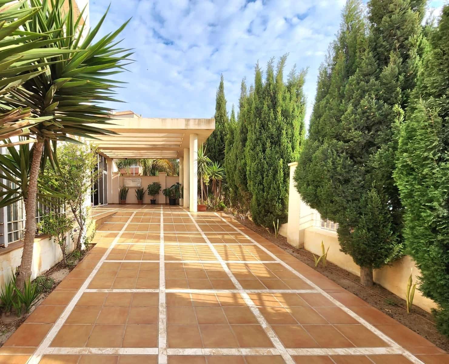 2 chambre Appartement à vendre à Roquetas de Mar avec piscine garage - 235 000 € (Ref: 9458643)