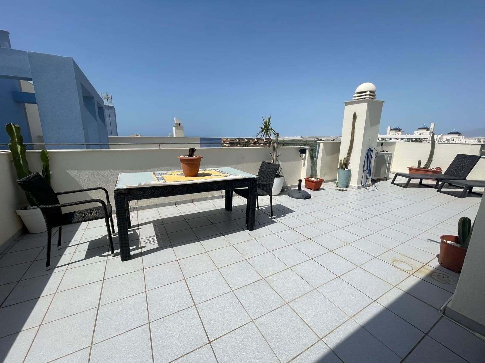 2 chambre Appartement à vendre à Roquetas de Mar avec piscine garage - 249 900 € (Ref: 9458644)