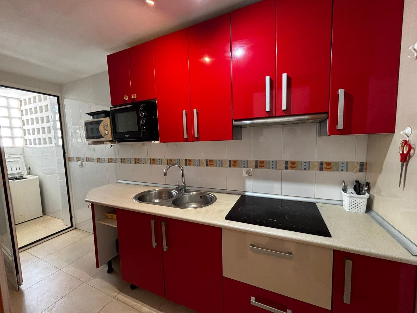 2 bedroom Flat for sale in Roquetas de Mar with garage - € 119,900 (Ref: 9458645)